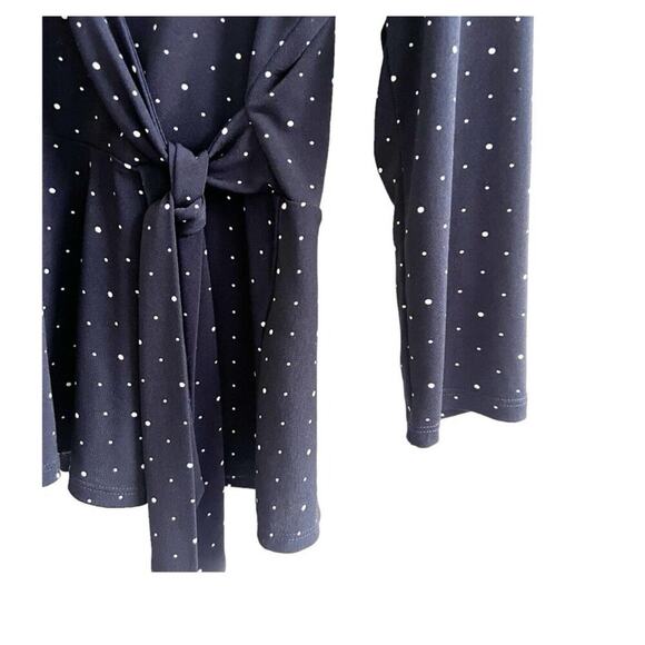 Banana Republic Polka Dot Wrap Peplum Blouse Jersey Stretch Size Medium Navy - Picture 8 of 10